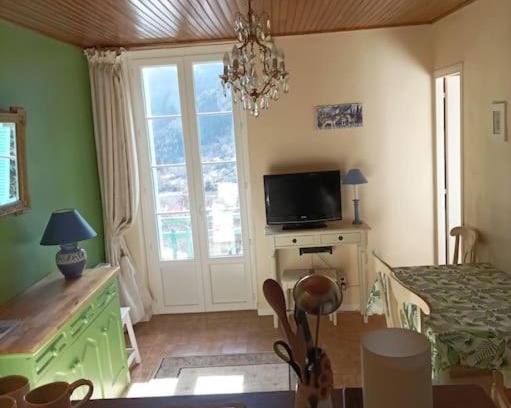 Saint-Martin-Vesubie Apartamento | 2 pièces à St Martin Vésubie proche activités