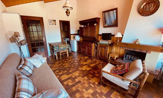 La Clusaz Apartamento | 2 pièces cabine sans prétention avec balcon et parking - FR-1-459-47