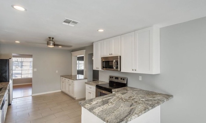 Pima Meadows Casa | 2 private, fully-furnished rooms available in a South Scottsdale home