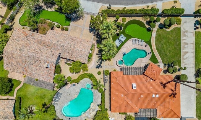 Desert Club Estates Casa | 2 Private Homes on Estate 11 Bdr