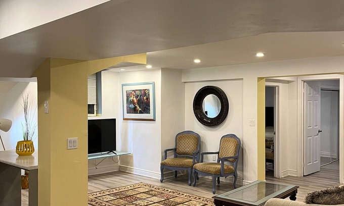 Central Erin Mills Apartamento | 2. Private Room - Erin Mills Mall