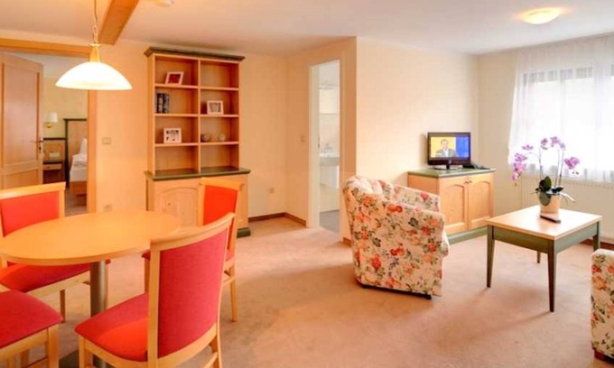 Neuensien Apartamento | 2-raumappartement - Ferienzimmer und -wohnungen mit Seeblick