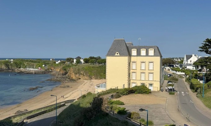 Le Pouldu Apartamento | 2-room apartment 35 m² T2 with sea view Plage des Grands Sables at your feet!