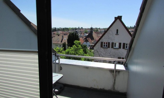 Bad Bergzabern Apartamento | 2-room apartment 55m²- weekly flat rate - Haus Tannenhof