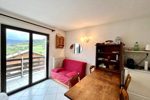 Demi-Quartier Apartamento | 2-room apartment with balcony close to the slopes