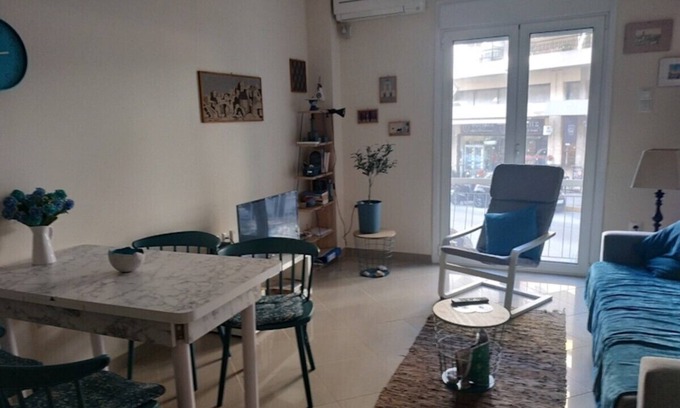 Vyronas Apartamento | 2-room-flat with perfect kitchen in Pagkrati/Vyronas