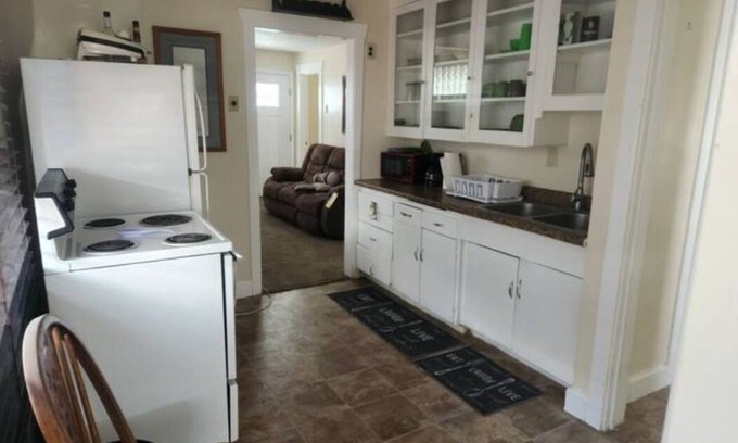 South Salt Lake Casa | 2 Rooms House Close to Downtown with quick freeway