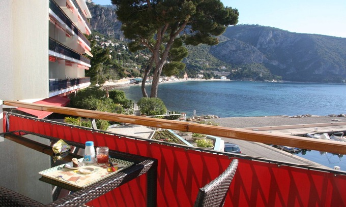 Alpes-Maritimes Apartamento | 2 habitaciones en Eze pies en la situación excepcional del agua
