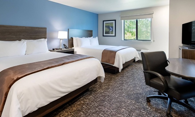 Dahlgren Hotel | 2 Rooms with Full Kitchen Near Machodoc Creek Marina and Caledon State Park