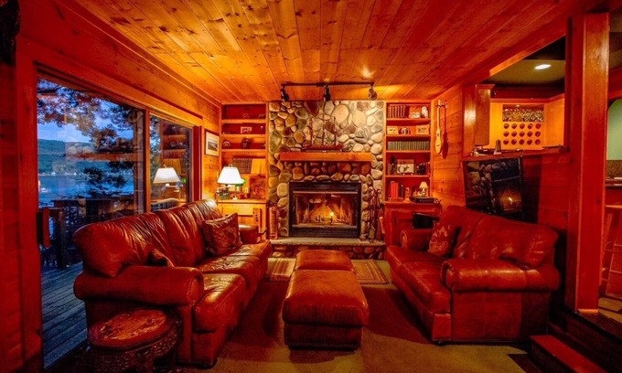 Branchport Cabaña | 2 Side / Side Lakeside Cottages-5 Beds / 3 Baths-Sleeps 12-14