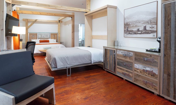 Mauricie Casa | 2 Spacious Units w/ Fireplace & Wellness | Near Trails & National Park