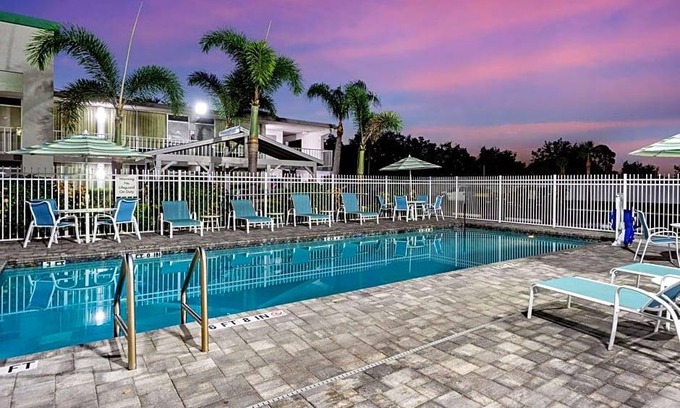 Bayshore Gardens Hotel | Hotel de 2 estrellas ∙ Quality Inn Bradenton - Sarasota North