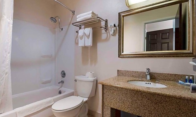 Cedar Hills Hotel | Hotel de 2 estrellas ∙ Rodeway Inn & Suites Hwy 217 & 26 W