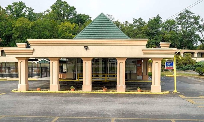 Yorkshire Hotel | Hotel de 2 estrellas ∙ Rodeway Inn Newark