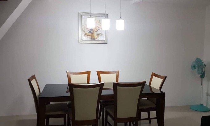 Talisay Apartamento | Casa adosada de 2 plantas 3 dormitorios en CEBU EN ALQUILER - CASA DE INVITADOS.