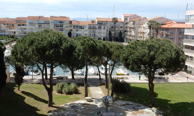 Le Port Apartamento | Estudio Cabina 2* con Parking, Cerca de Playa