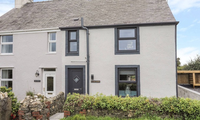 Llanfairpwllgwyngyll Casa | 2 Tan Rhiw, LLANFAIRPWLLGWYNGYLL