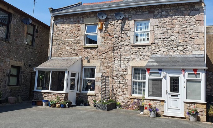Heysham Casa | 2 TOWER COTTAGES, pet friendly, country holiday cottage in Heysham