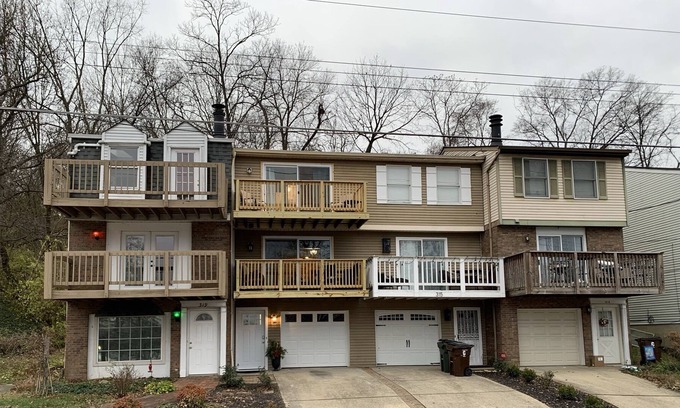 Covington Casa | 2 Townhomes attached to each other
