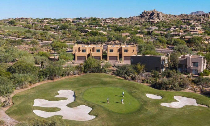 Troon North Casa | 2 Villas/20 Guests: Walk to Troon North Golf Club
