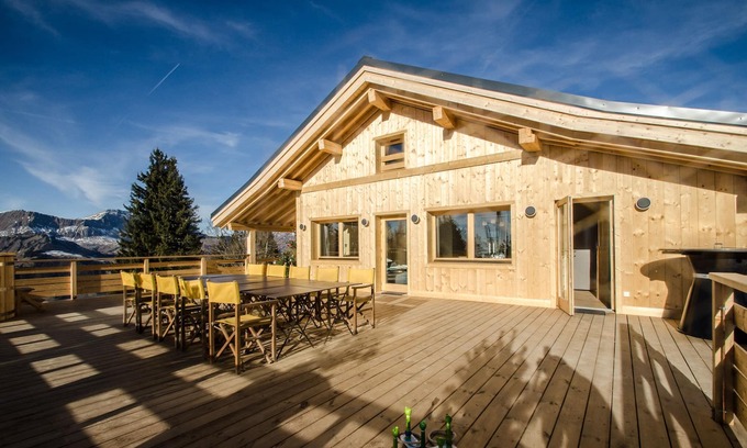 Crest-Voland Chalet De Esquí | 2 ALAS Y 3 PLUMAS: ALQUILER CONFIDENCIAL EN LAS MONTAÑAS.