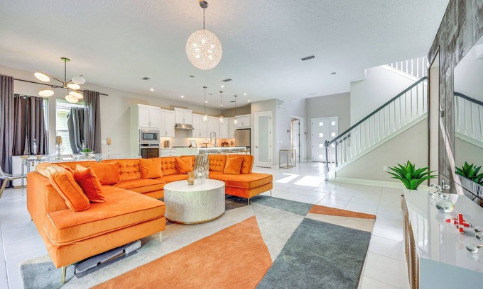 Southside Casa | < 20 Mi to JAX Beach + Game Days: Upscale Retreat
