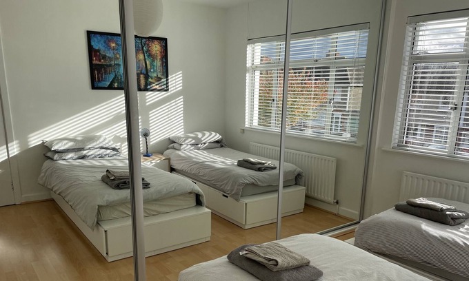 Dublin Casa | 20 minutes to the City.