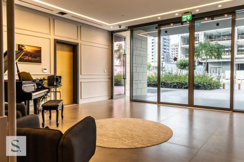 Al Satwa Apartamento | 20% OFF! Luxury 2 BDR Apt, Centrally Located, Huge Terrace