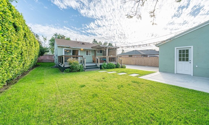 Glendora Casa | 20% OFF Monthly - Charming Home & Backyard Oasis