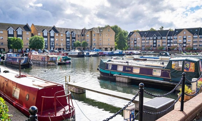 Hemel Hempstead Apartamento | 20 off Weekly Stays 5 Marina View Apt