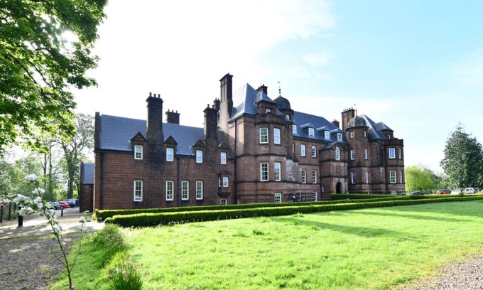 Mauchline Casa | 20 The Courtyard Ballochmyle House