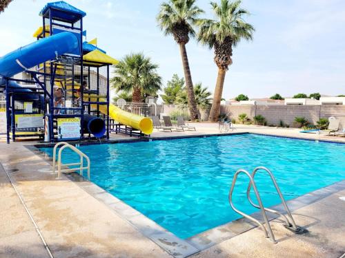 St. George Casa | 20| Vue at Green Valley with Community Pool