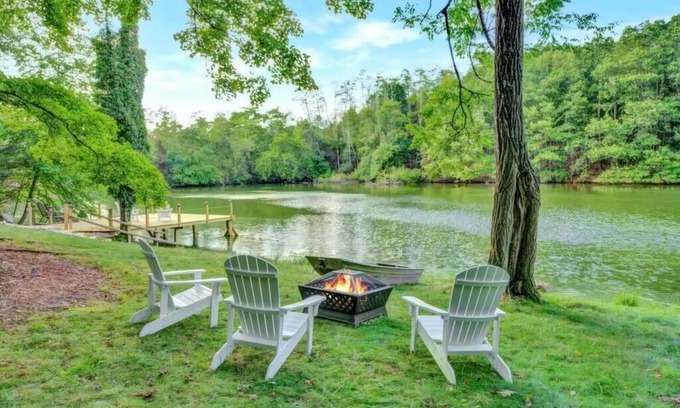 Johnsonburg Casa | 200-Acre Lakefront Estate / 3 Homes, Sleeps 16+