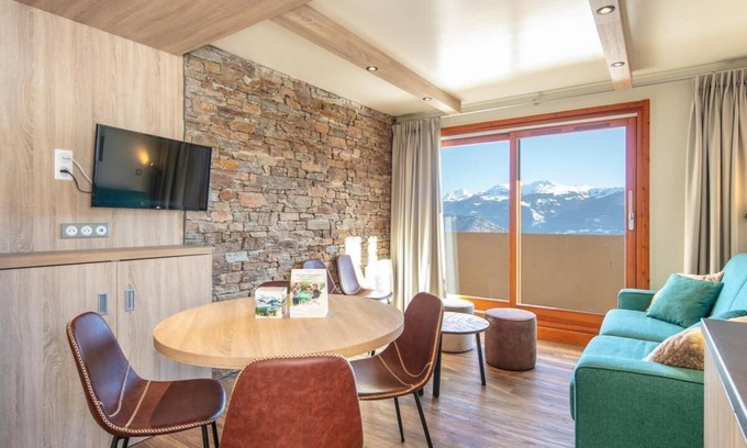 Doucy-Combelouviere Apartamento | 50m del centro estación, balcón, parking, tv, local para esquís, 40m², Valmorel