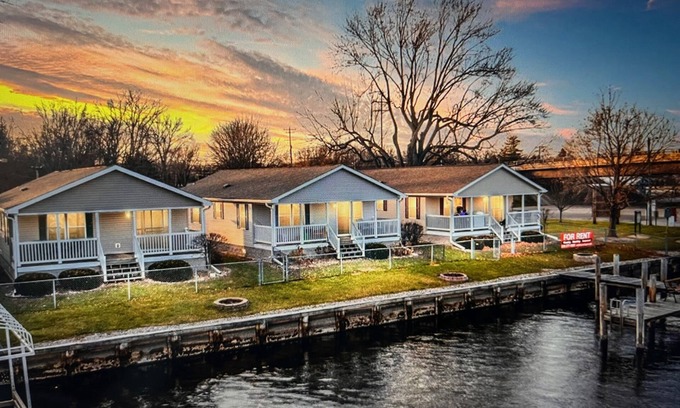 Fremont Condominio | 2025 NFL Draft Rental - Wolf River Cabin C