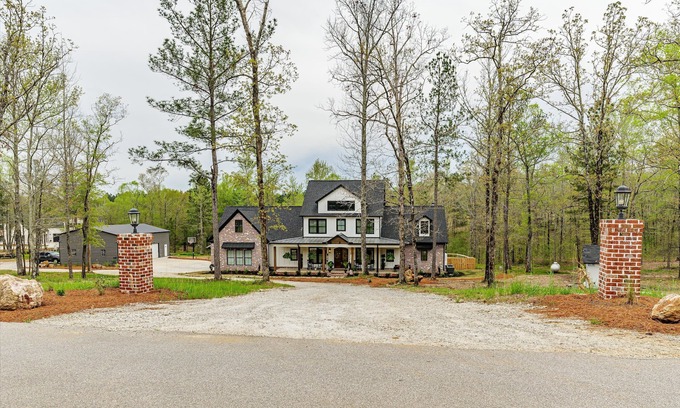 Appling Casa | 2026 Masters Week & Women’s Amateur Available! Sleeps 17! 20mins from Aug Natl!