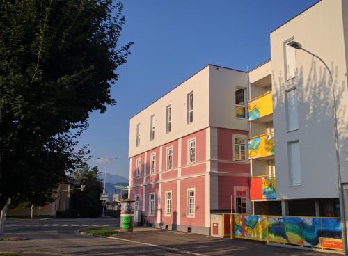Klagenfurt am Woerthersee Apartamento | 203 Rom, Studio Apartment, 38m2 1-4 Pers