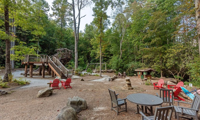 Lake Toxaway Cabina | 20min to Sapphire Resort with Amenities+Wii&Xbox!