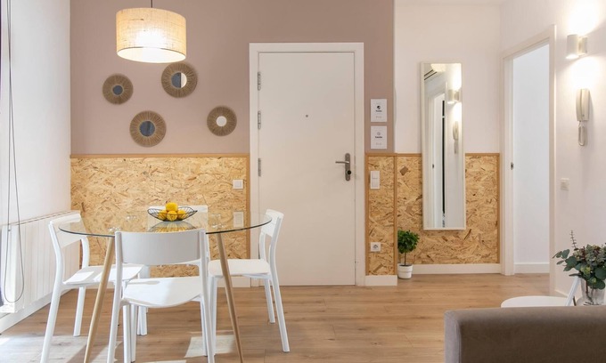 Gracia Apartamento | 21 Luminoso y acogedor Apto. con balcón en Gracia