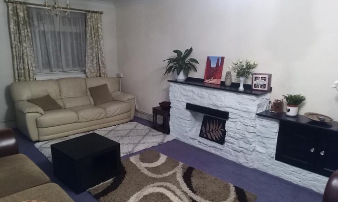 Cribbs Causeway Casa | 21 Orion drive
