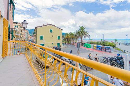Riva Trigoso Apartamento | 213 - Casa Panorama Marino, vista mare e fronte spiaggia