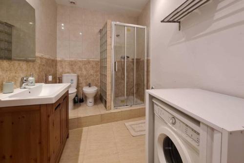 Barrio Gótico Apartamento | 21ARA1085- Fabulous 4BR apartment in Ciutat Vella