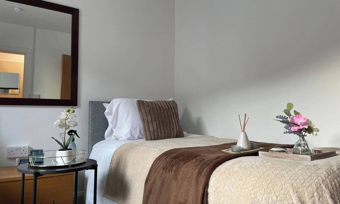Edenderry Apartamento | 22 Guests - Edenderry Luxury Apartment Retreat