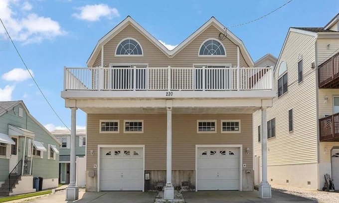 Sea Isle City Casa | 220 40th Street West