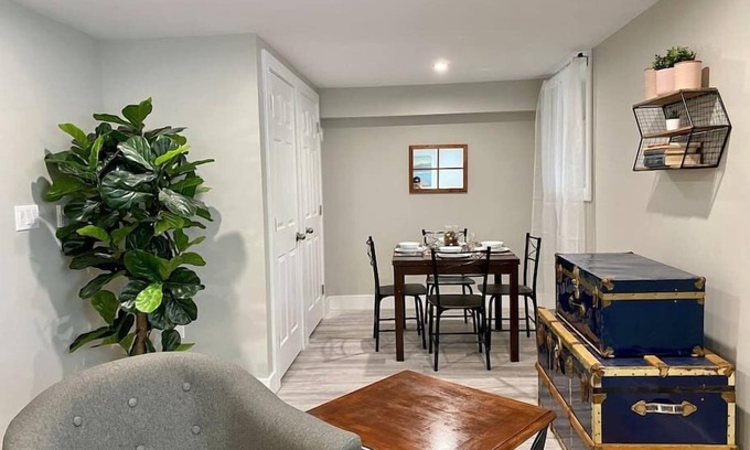 North End Apartamento | 224 Hidden Getaway w/Back Yard