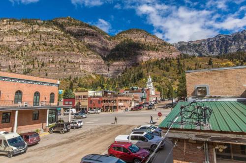 Ouray Casa | 225 6th Avenue 4