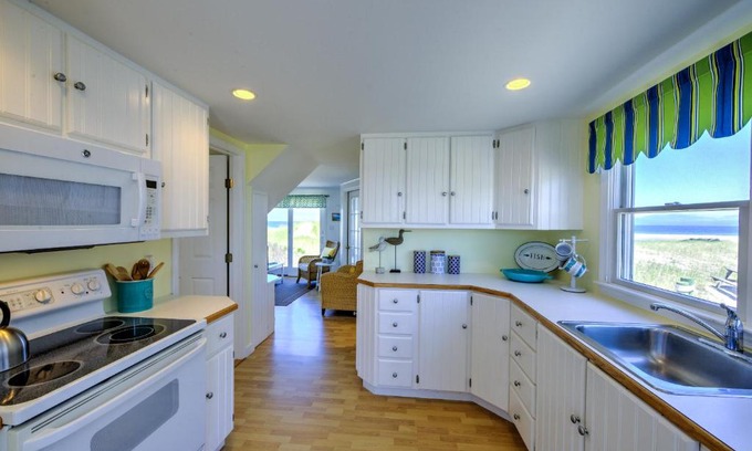 East Sandwich Casa | 225 J North Shore Blvd East Sandwich Cape Cod - Cape Shore J