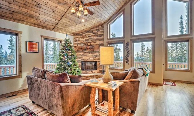 Valley of the Sun Casa | 22STR-00367 Fairplay Cabin about 6 Mi to Downtown!