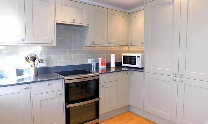 Southrepps Cabaña | 23 Chapel Street - This lovely link-detached house is set in the heart of the countryside village o
