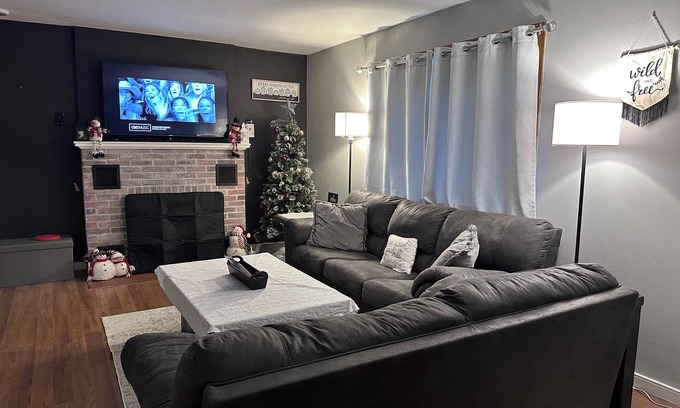 Olean Casa | 23 MILES TO ELLICOTTVILLE! The Cozy Hideaway - Pet Friendly!!